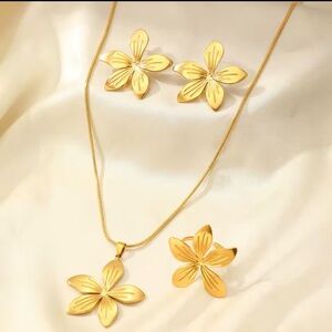 18k gold plated stainless steel set